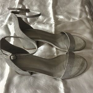 Dream Pairs Silver Wedge Shoes with Elegant Design